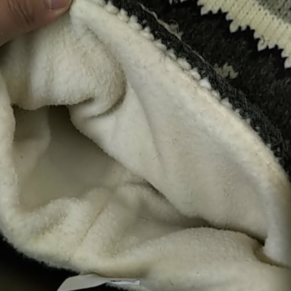 Funky long wool hat - Picture 3 of 5